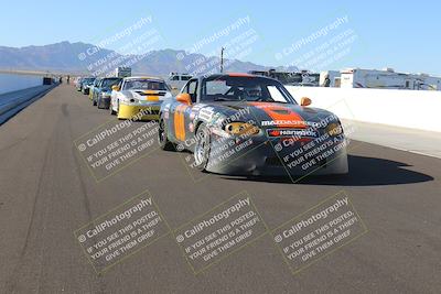 media/Nov-19-2022-Speed Ventures (Sat) [[eb5c8f9508]]/Around the Pits/Pre Grid Race Group/